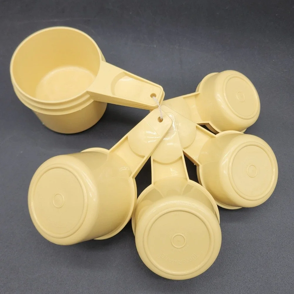 Tupperware Set of 6 Yellow Harvest Gold Vintage Measuring Cups Nesting Retro MCM